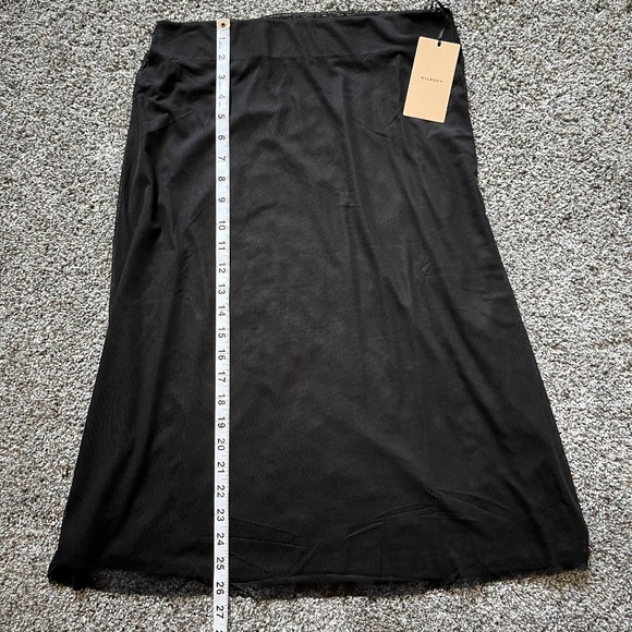 Black Halogen Skirt with Mesh under skirt: Size S; new w tags, New Year's Eve - Picture 4 of 9